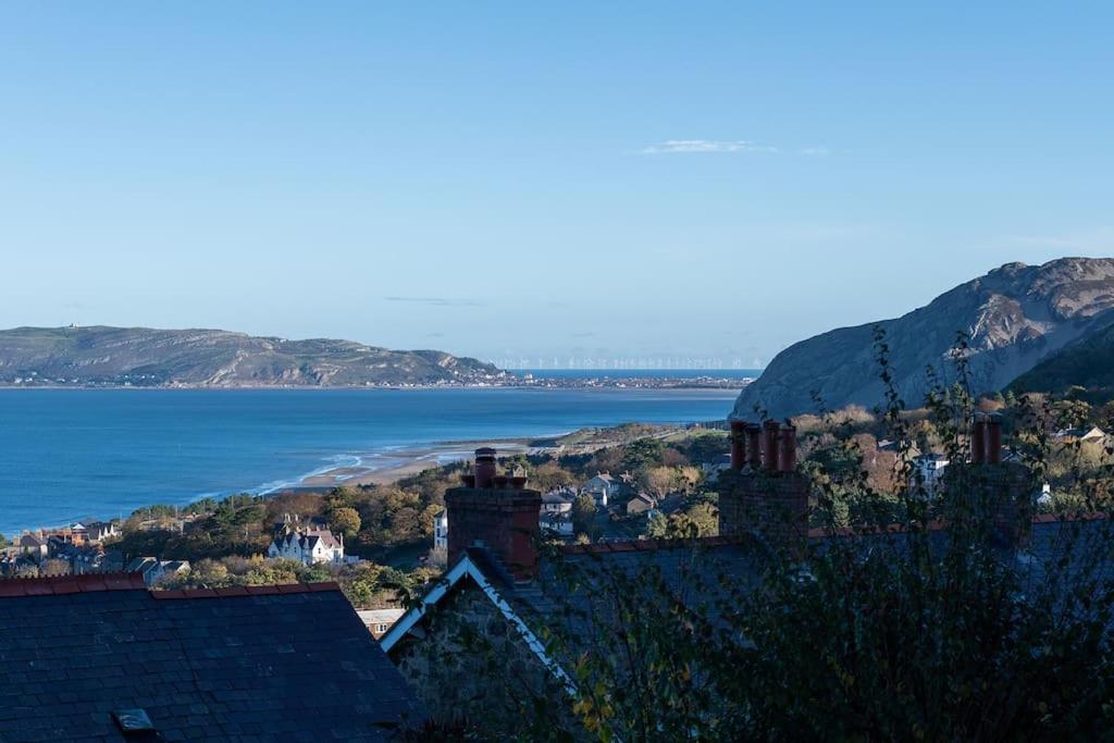 Fantastic Sea Views At Century'S Old Alma'S Cottage - Sleeps Up To 8 Guests Penmaen-mawr Eksteriør bilde