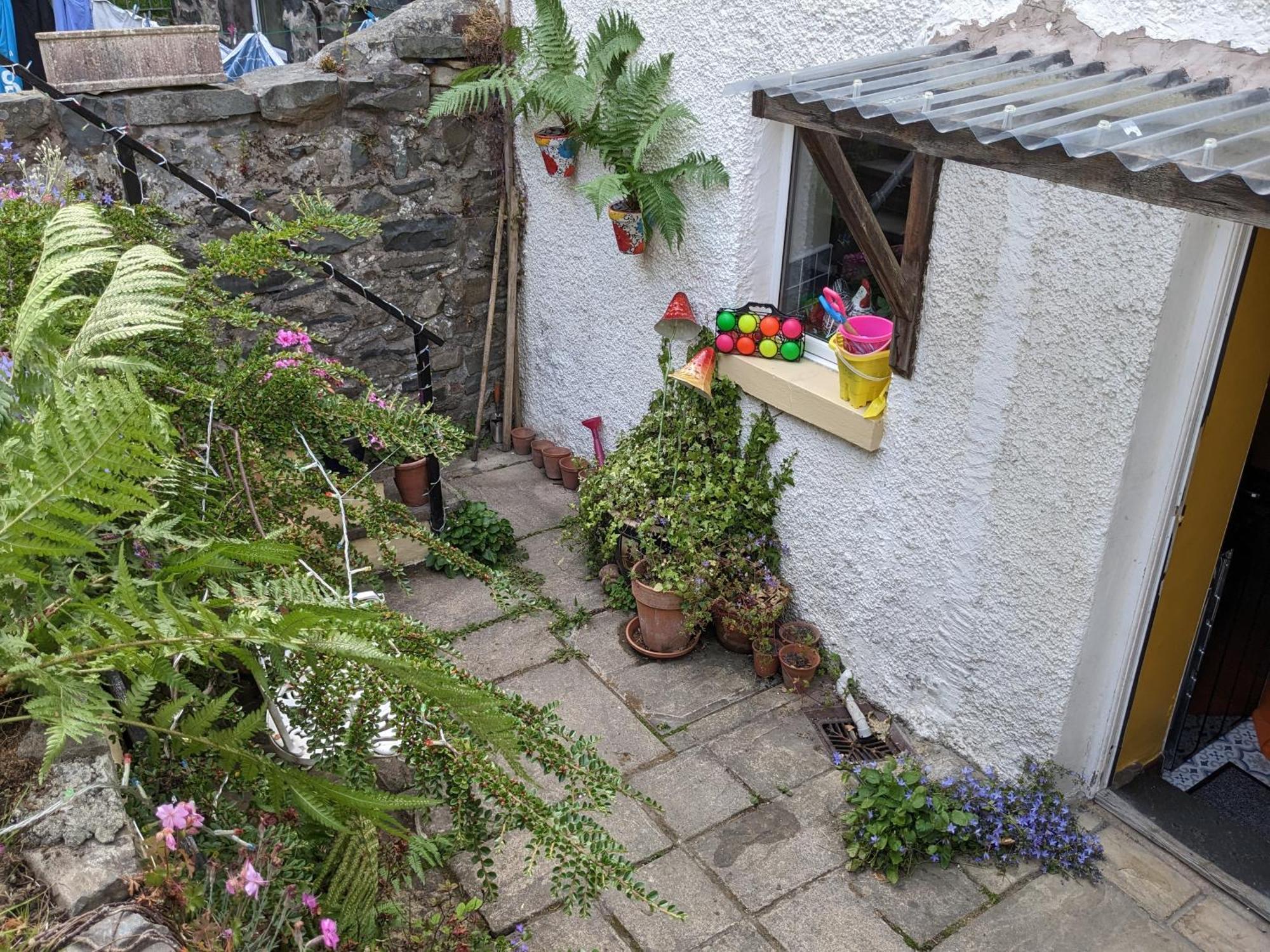 Fantastic Sea Views At Century'S Old Alma'S Cottage - Sleeps Up To 8 Guests Penmaen-mawr Eksteriør bilde