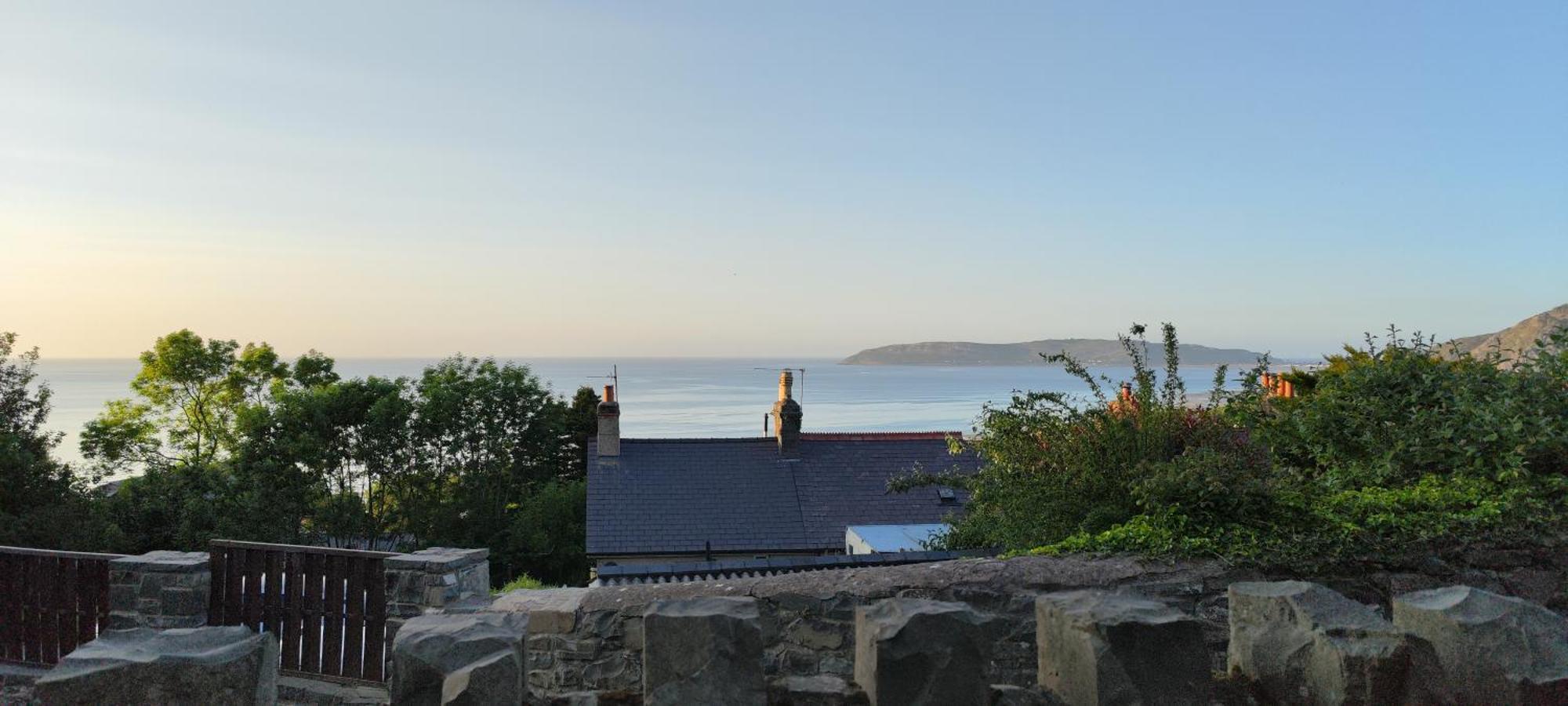Fantastic Sea Views At Century'S Old Alma'S Cottage - Sleeps Up To 8 Guests Penmaen-mawr Eksteriør bilde