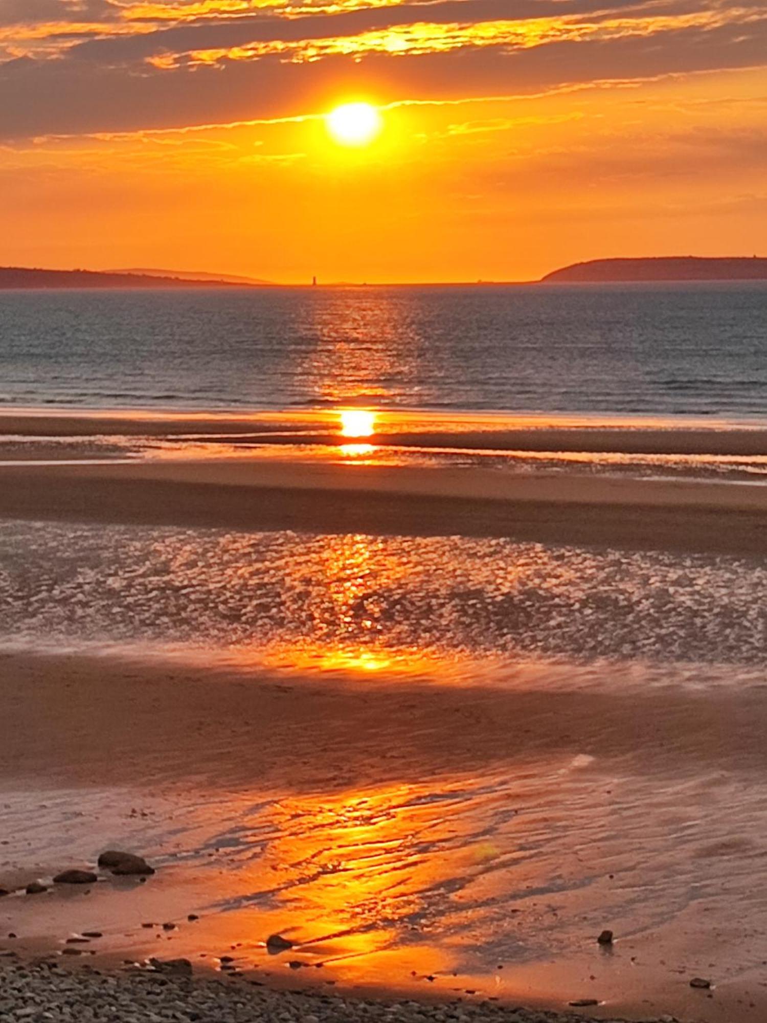 Fantastic Sea Views At Century'S Old Alma'S Cottage - Sleeps Up To 8 Guests Penmaen-mawr Eksteriør bilde