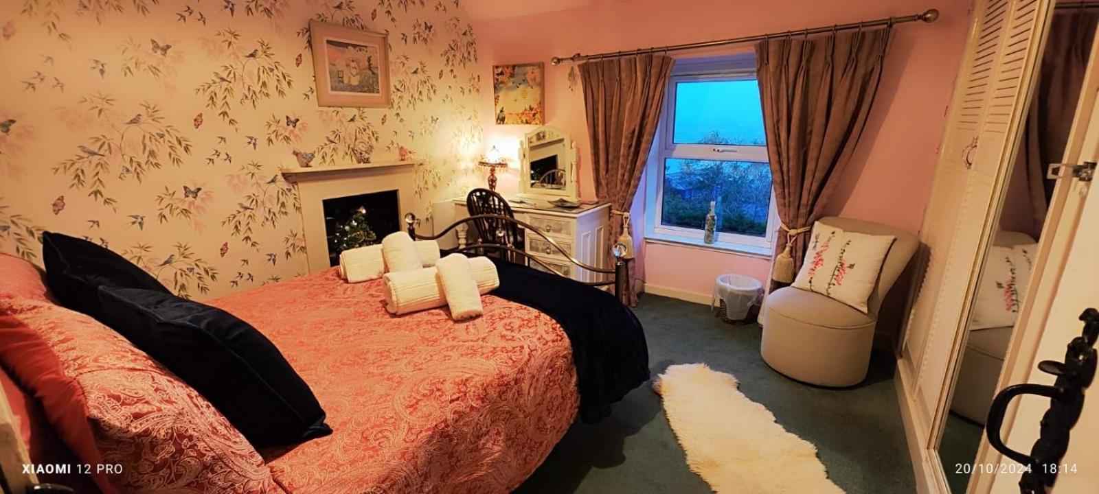 Fantastic Sea Views At Century'S Old Alma'S Cottage - Sleeps Up To 8 Guests Penmaen-mawr Eksteriør bilde