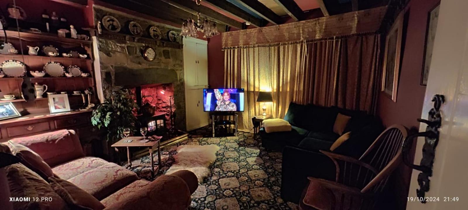 Fantastic Sea Views At Century'S Old Alma'S Cottage - Sleeps Up To 8 Guests Penmaen-mawr Eksteriør bilde